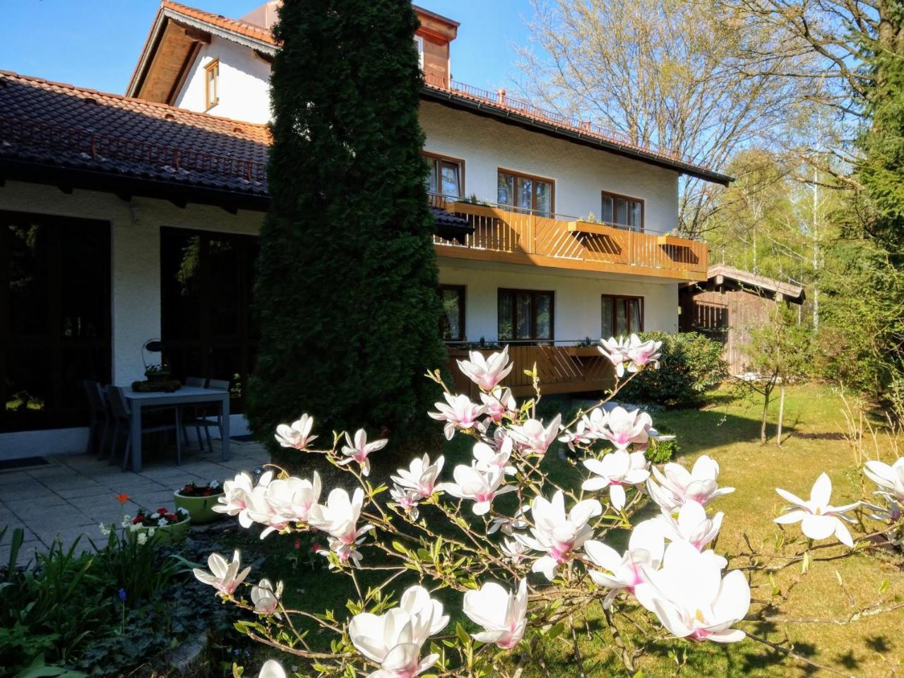 Hotel Am Wald Ottobrunn Ngoại thất bức ảnh
